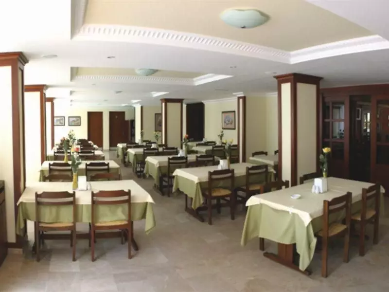 سان ماریس بیچ مارماریس